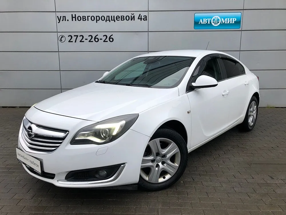 Opel Insignia Image 1