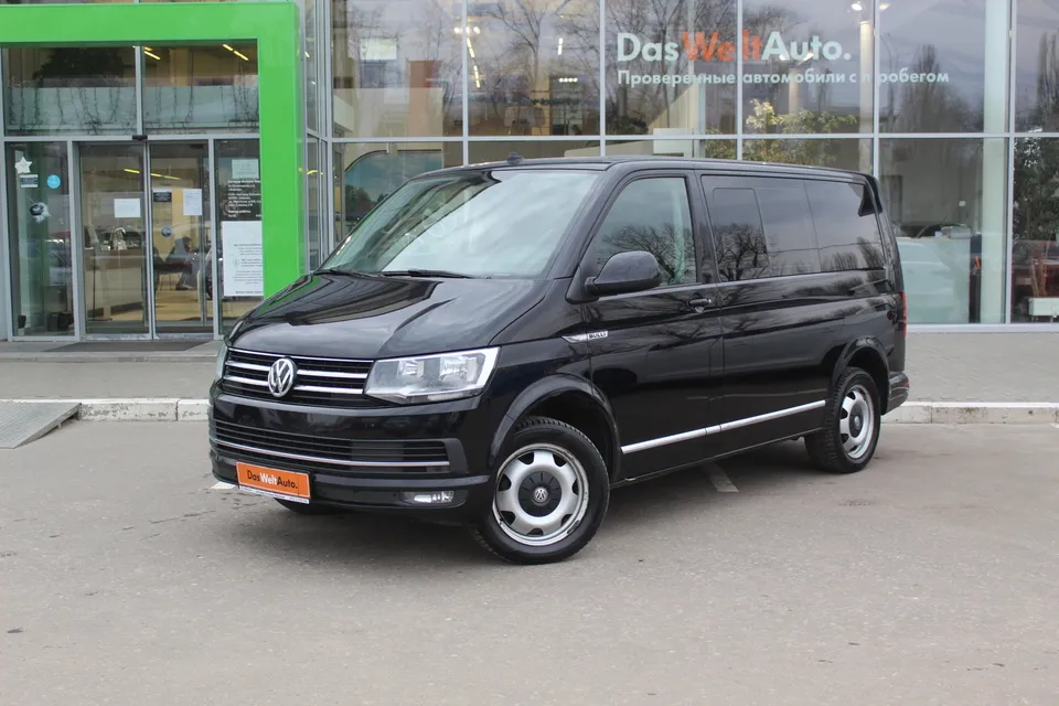 Volkswagen Caravelle Image 1